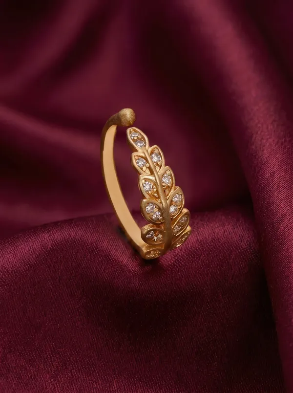 Gold_Plated_Ring_With_Pave_American_Diamonds_Adjustable
