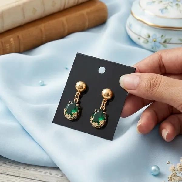 Green_Gold_Floral_Bead_Earrings