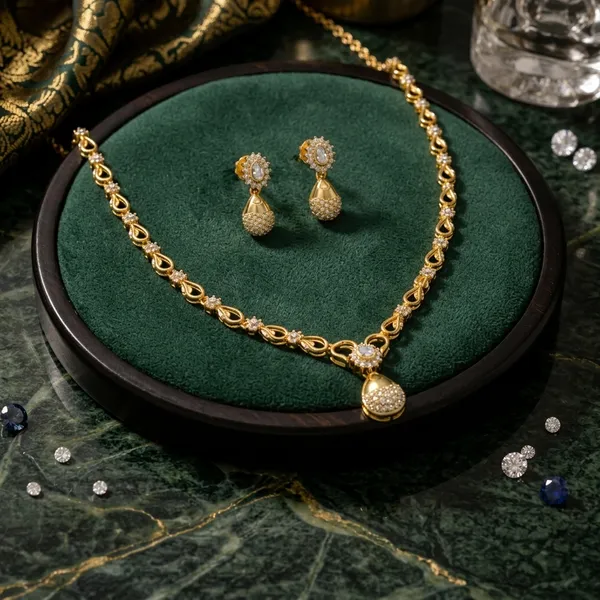 Luxury_Gold_Plated_Crystal_Necklace_Set_And_Elegant_Drop_Earrings