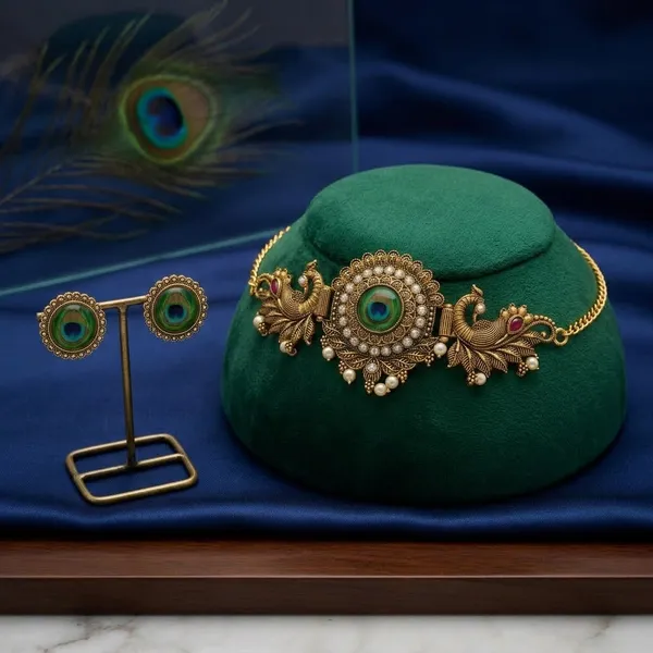 Royal_Peacock_Feather_Necklace_Set_for_Women_with_Earrings