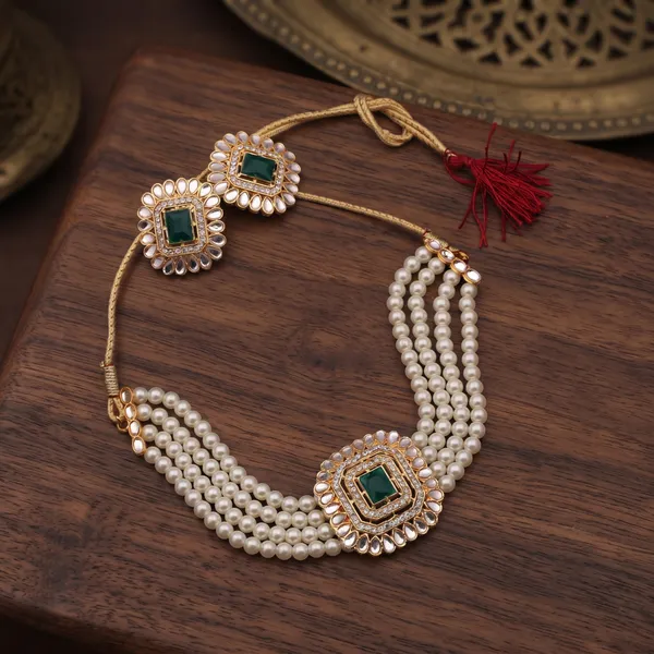 Royal_Pearl_Kundan_Necklace_Set_With_Matching_Earrings_For_Women
