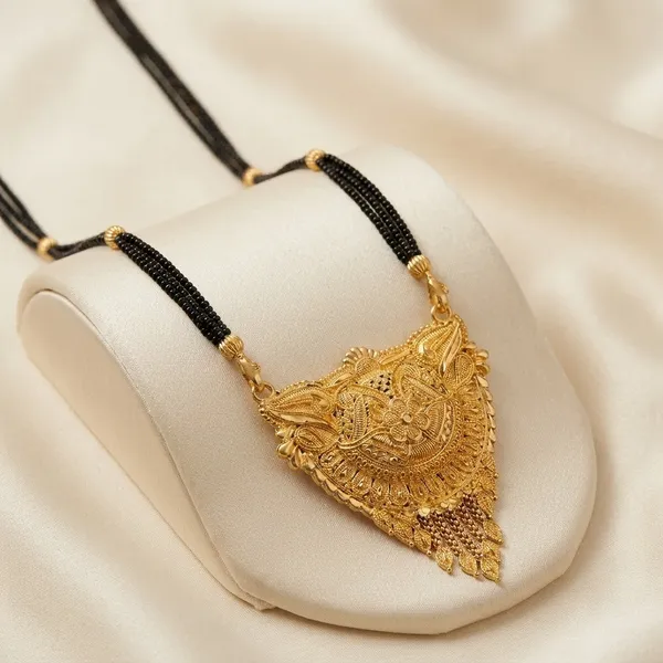 Temple_Design_Mangalsutra_with_Triple_Black_Bead_Chain
