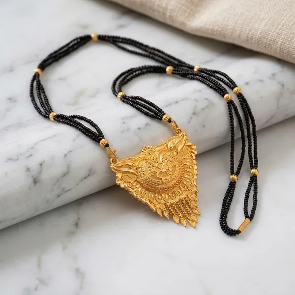 Temple_Design_Mangalsutra_with_Triple_Black_Bead_Chain