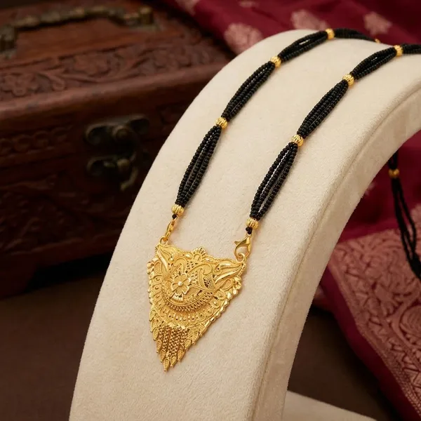 Temple_Design_Mangalsutra_with_Triple_Black_Bead_Chain