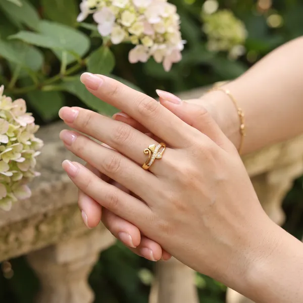 The_Majestic_Heart_Crown_Ring