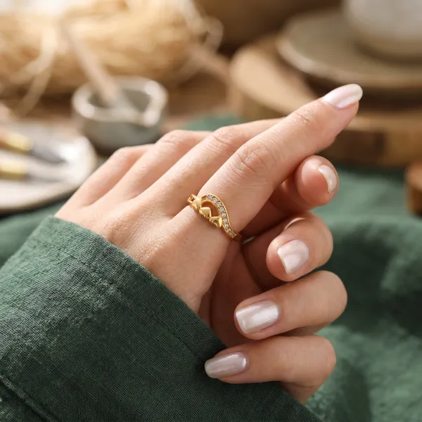 The_Triple_Heart_Gold_Ring