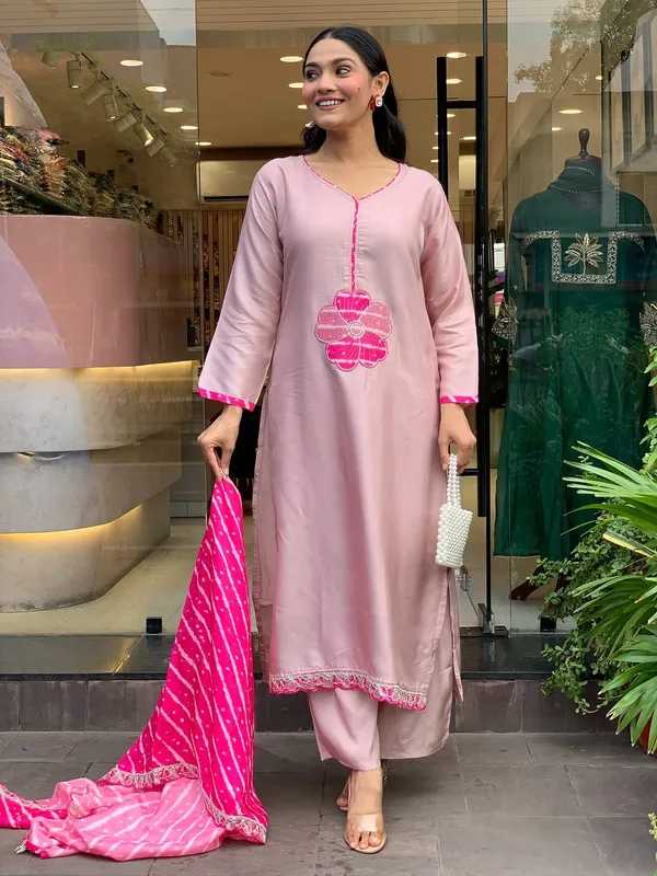 Pink_Silk_Blend_Kurta_Set_For_Women