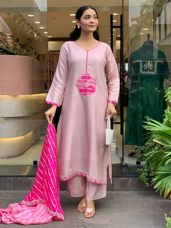 Pink_Silk_Blend_Kurta_Set_For_Women
