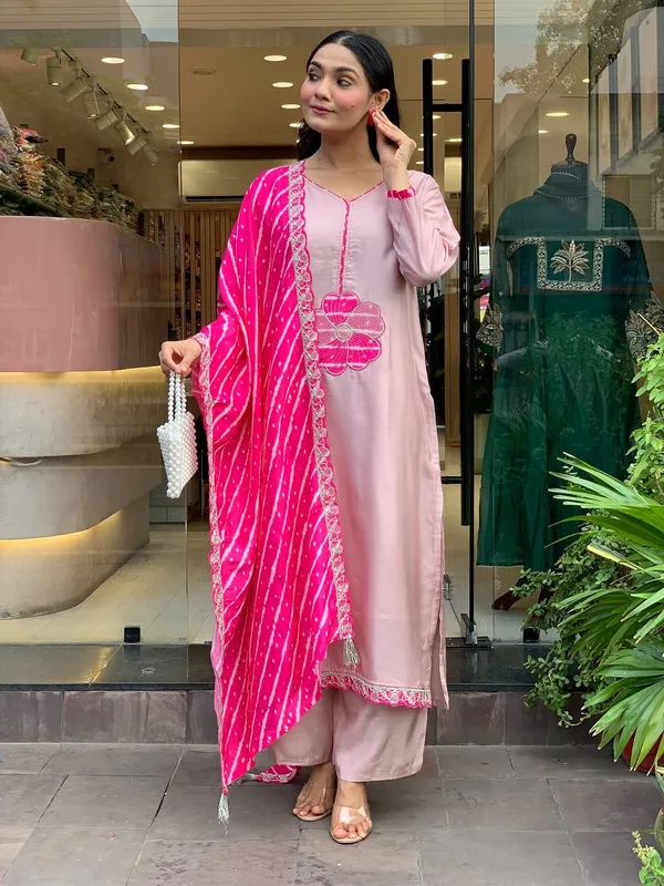Pink_Silk_Blend_Kurta_Set_For_Women