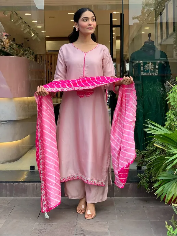 Pink_Silk_Blend_Kurta_Set_For_Women
