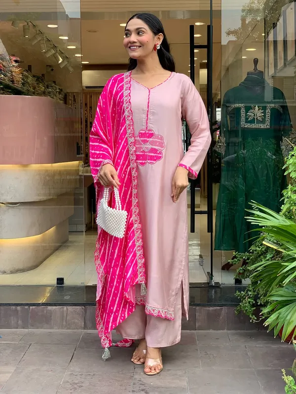 Pink_Silk_Blend_Kurta_Set_For_Women
