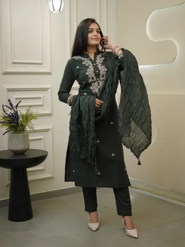Olive_Cotton_Silk_Kurta_Set_For_Women