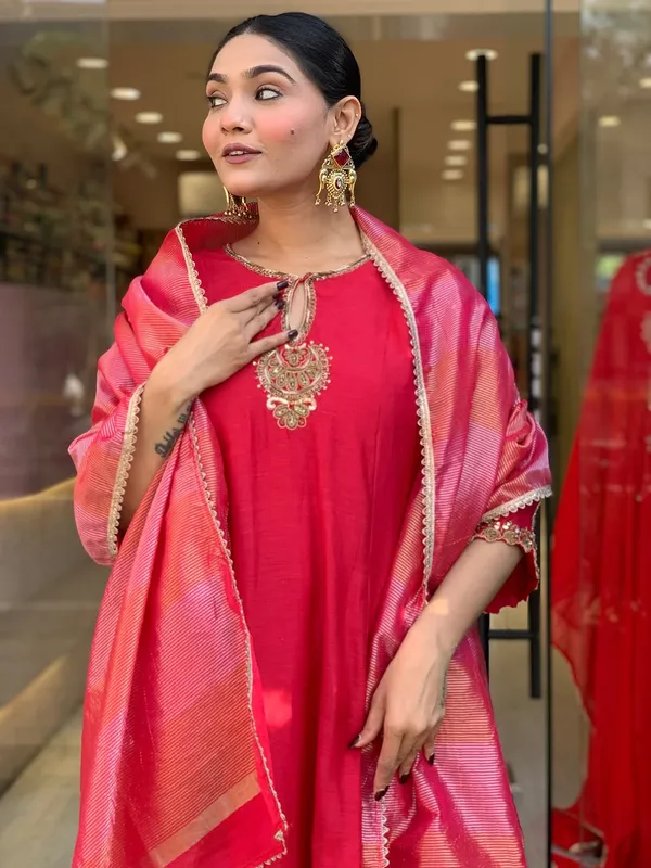Rani_Pink_Silk_Blend_Kurta_Set_For_Women