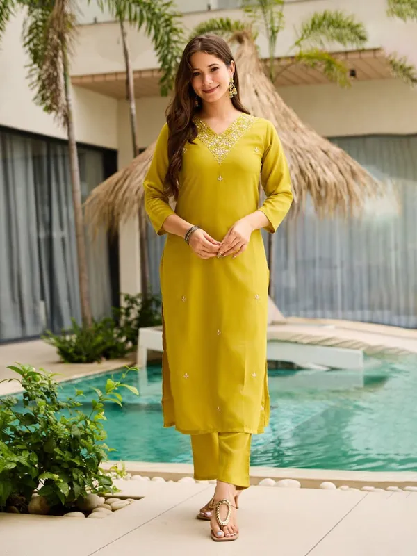 Arma_Fashion_Women_Embroidered_Rayon_Kurta_Set_With_Pant_Dupatta_Straight_Calf_Length_3/4_Sleeve_V_Neck_Elegant_Ethnic_Attire_Yellow