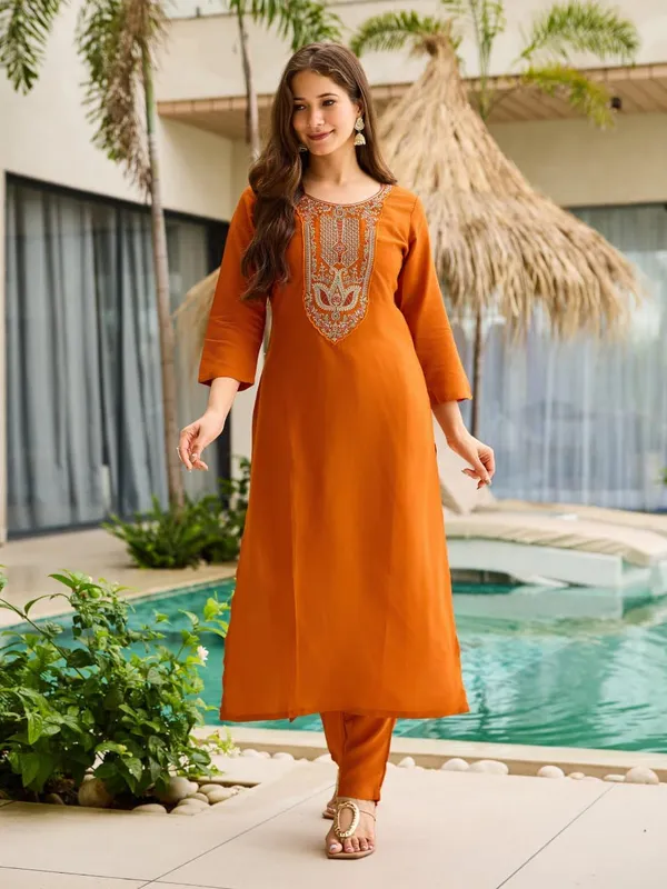 Arma_Fashion_Women_Rayon_Embroidered_Straight_Kurta_With_Pant_And_Dupatta_Sets_Calf_Length_3/4_Sleeve_Elegant_Ethnic_Attire_Traditional_Diwali_Navratri