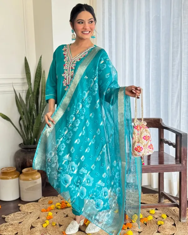 Sky_Blue_Pure_Cotton_Kurta_Set_For_Women