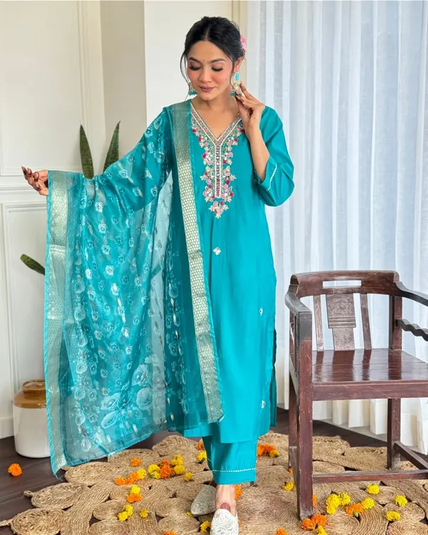 Sky_Blue_Pure_Cotton_Kurta_Set_For_Women