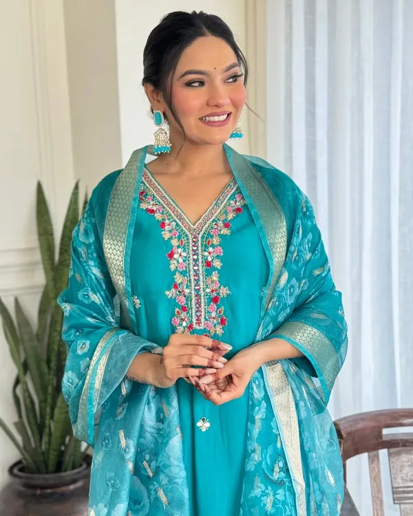 Sky_Blue_Pure_Cotton_Kurta_Set_For_Women