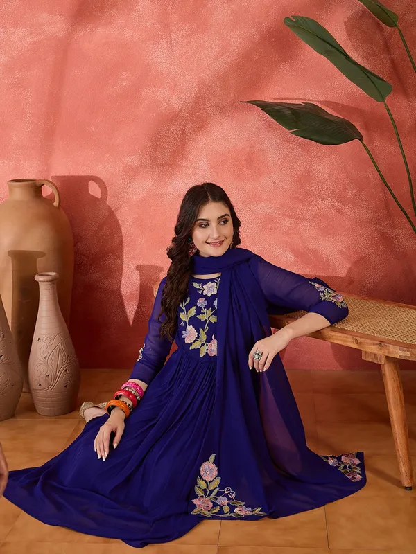 Dark_Blue_Silk_Blend_Kurta_Set_For_Women