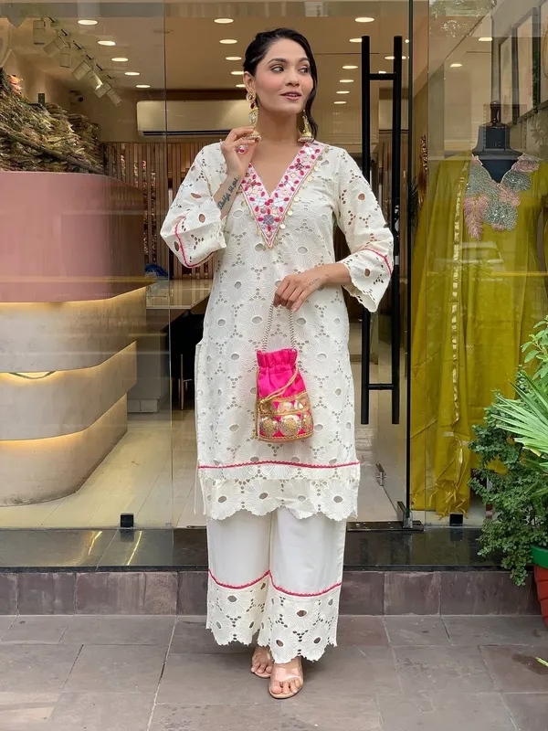 White_And_Pink_Cotton_Kurta_Set_For_Women