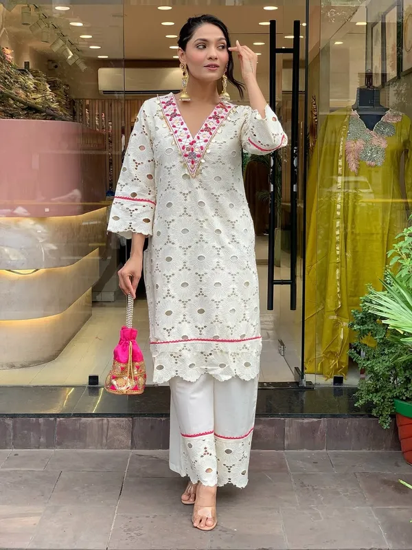 White_And_Pink_Cotton_Kurta_Set_For_Women