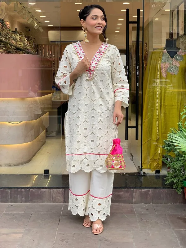 White_And_Pink_Cotton_Kurta_Set_For_Women