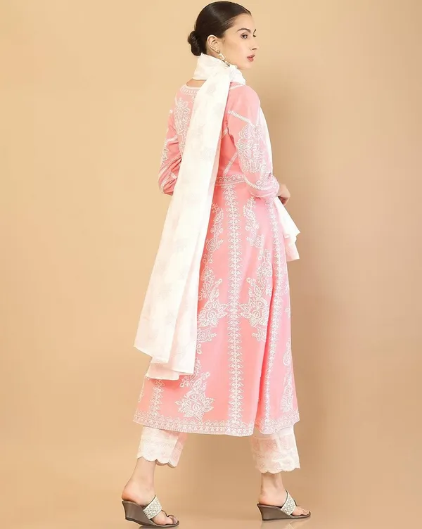 Pink_Cotton_Blend_Kurta_Set_For_Women