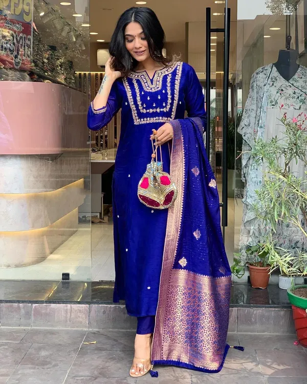 Royal_Bule_Pure_Cotton_Kurta_Set_For_Women