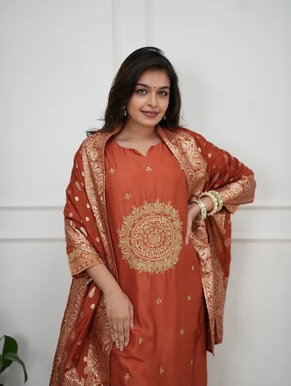 Rust_Silk_Blend_Kurta_Set_For_Women