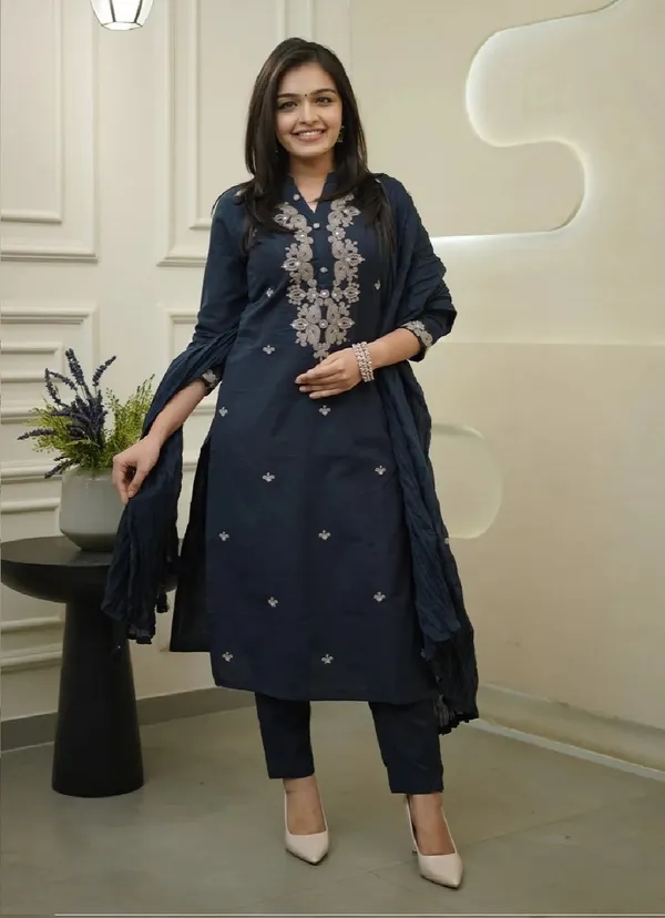 Navy_Blue_Cotton_Silk_Kurta_Set_For_Women
