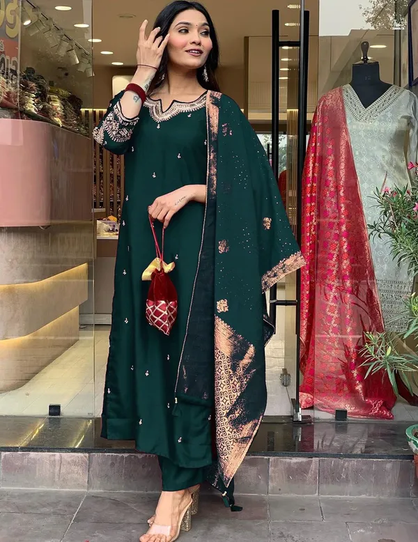 Bottle_Green_Pure_Cotton_Kurta_Set_For_Women
