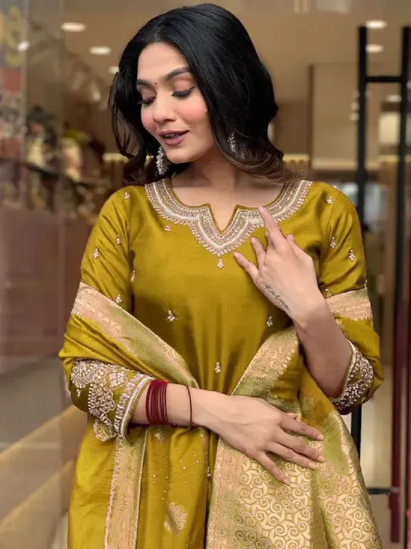 Mustard_Yellow_Pure_Cotton_Kurta_Set_For_Women