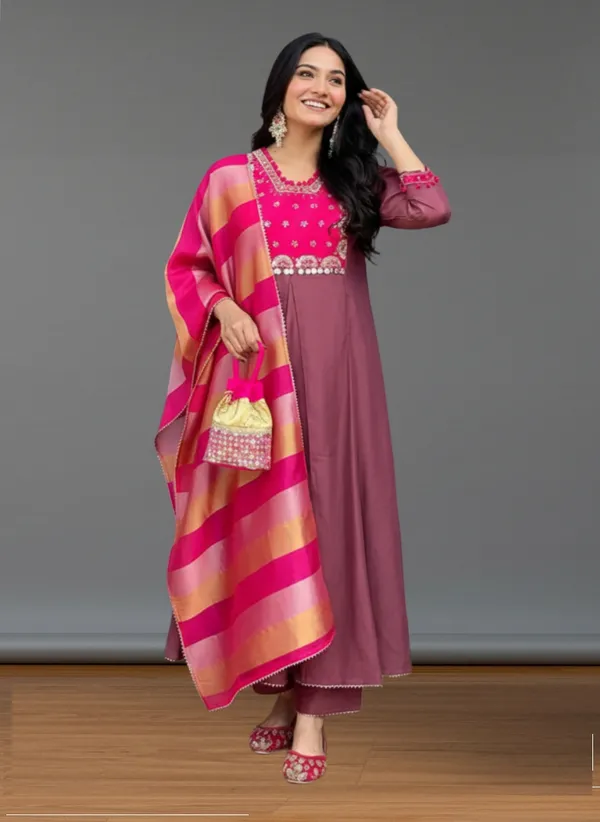 Rust_Silk_Blend_Kurta_Set_For_Women