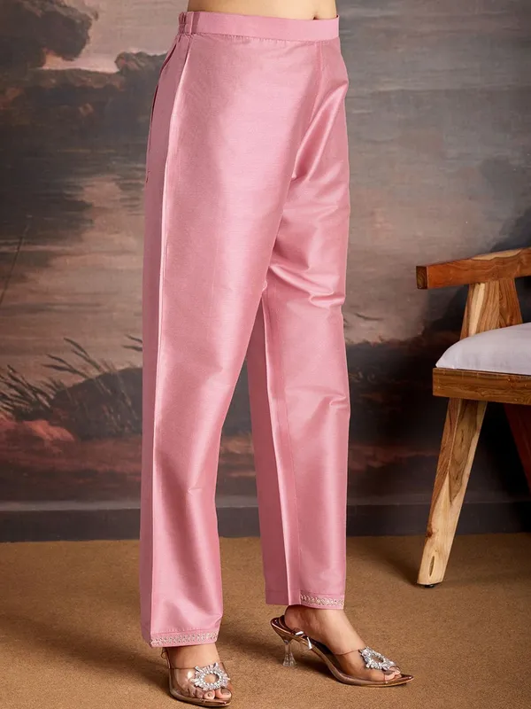 Peach_Silk_Blend_Kurta_Set_For_Women