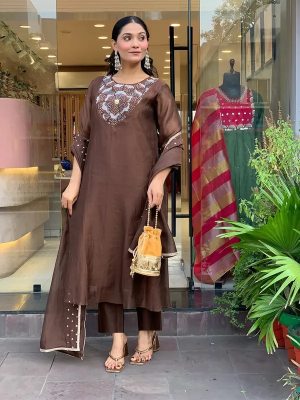 Brown_Silk_Blend_Kurta_Set_For_Women