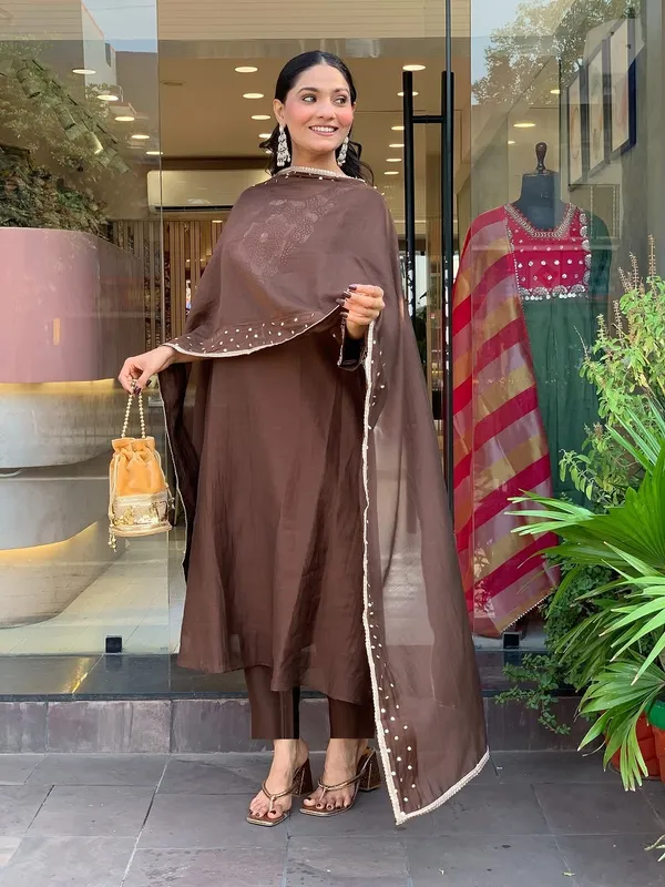 Brown_Silk_Blend_Kurta_Set_For_Women