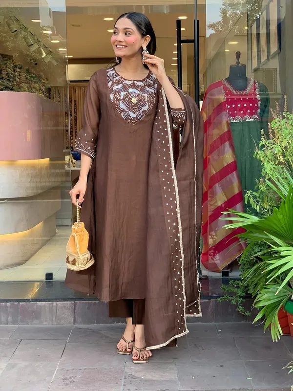 Brown_Silk_Blend_Kurta_Set_For_Women