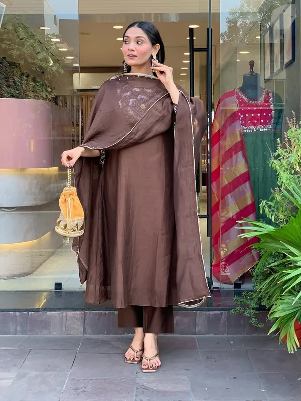 Brown_Silk_Blend_Kurta_Set_For_Women