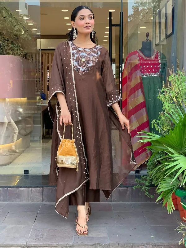Brown_Silk_Blend_Kurta_Set_For_Women