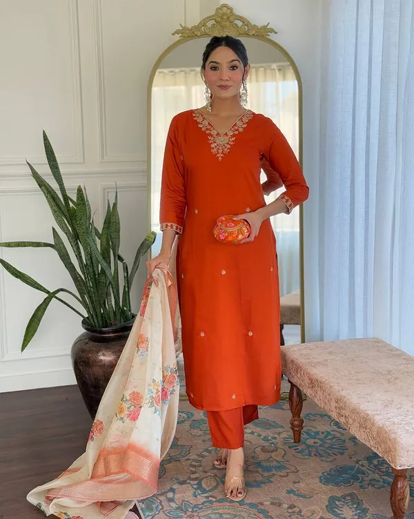 Rust_Silk_Blend_Kurta_Set_For_Women
