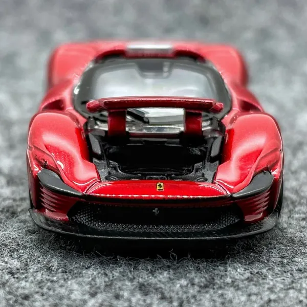 Bburago_Ferrari_Daytona_SP3_Red_1:64_Diecast_Scale_Model_Car_–_Official_Licensed_Collectible