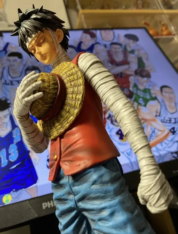 Monkey_D._Luffy_Bandage_Version_Action_Figure_–_26.5_CM_|_One_Piece_Anime_Collectible