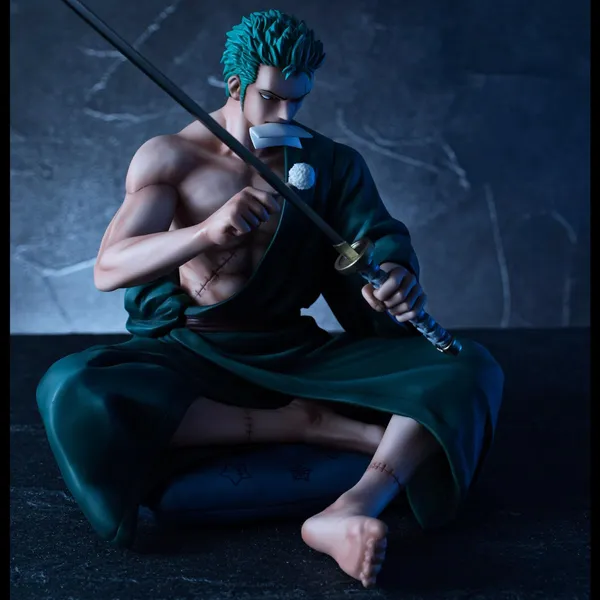 Roronoa_Zoro_S.O.C._Portrait_Collectible_Figure_–_13.5_CM
