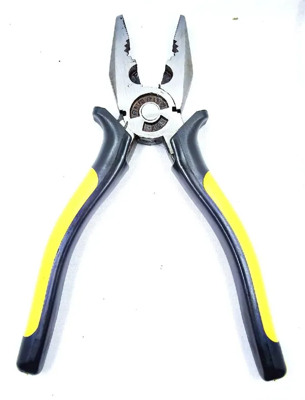 Sturdy_Steel_Combination_Plier_8_Inch_Multicolor_Ybt