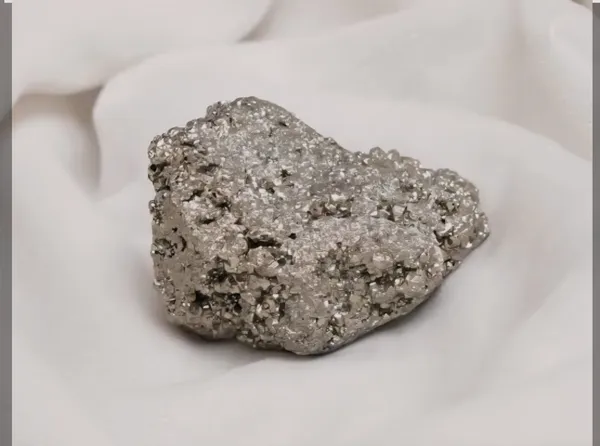 Raw_Pyrite_Stone_Natural_Energized_Crystal_For_Wealth_And_Protection