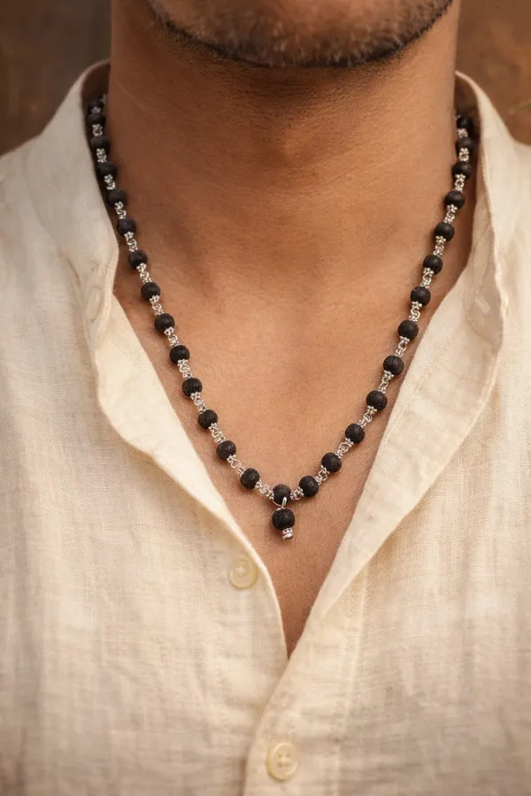 Black_Beaded_Necklace_With_Accents_For_Men_pack_of_1