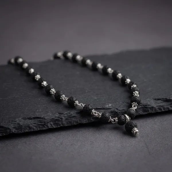 Black_Beaded_Necklace_With_Accents_For_Men_pack_of_1