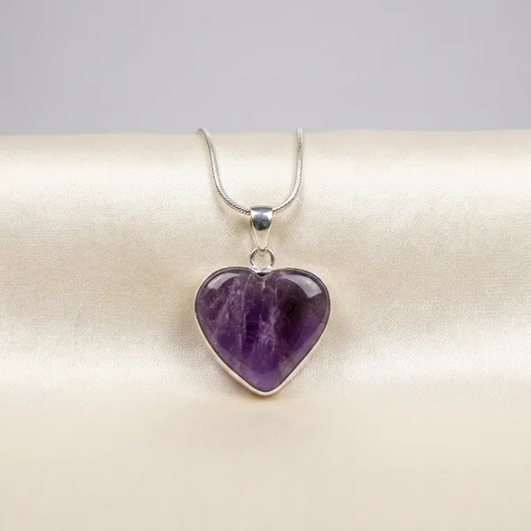 Purple_Heart_Crystal_Pendant_Necklace_With_Chain_pack_of_1