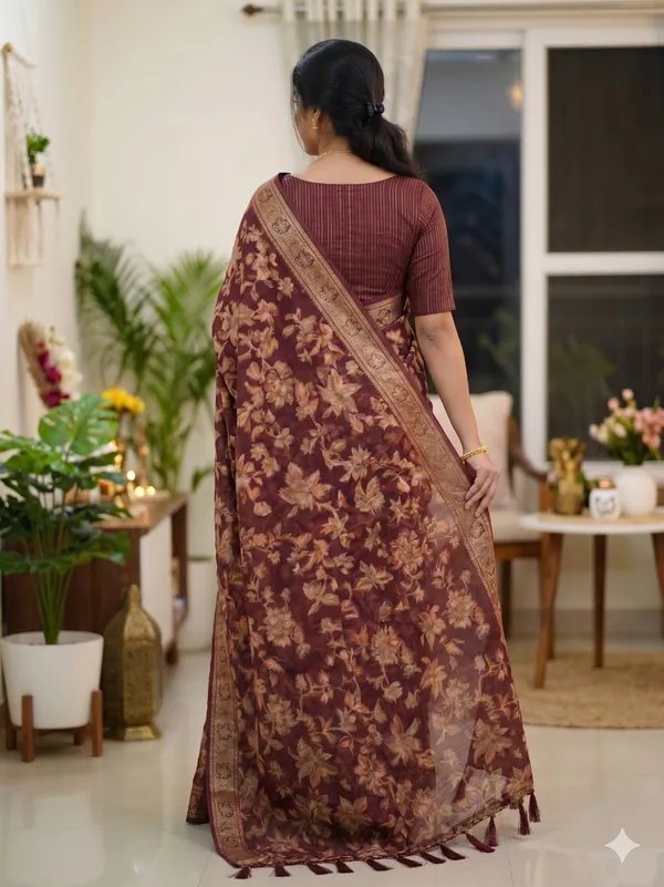 Taladara's_New_Fancy_Heavy_Brasso_Printed_Saree_With_Jalar_Lace