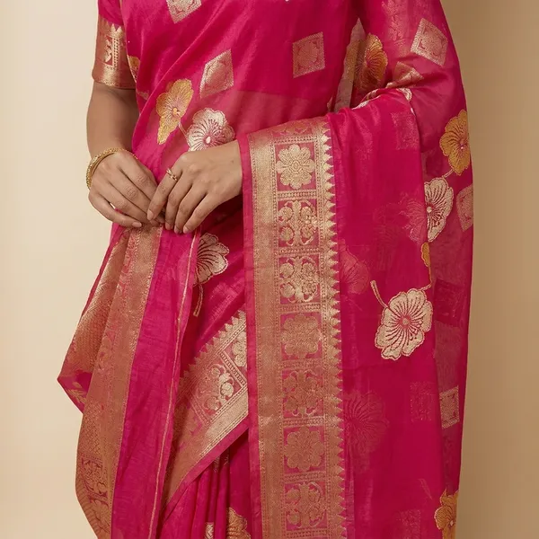 Pink_Mal_Cotton_Printed_Premium_Saree_For_Women